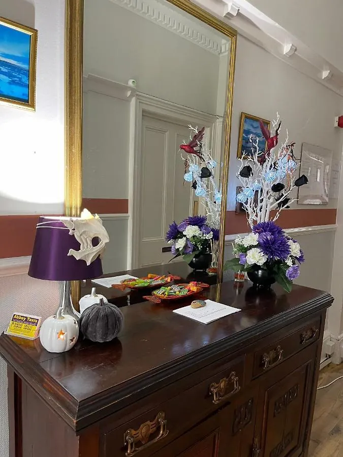 Lilyrose Hotel Whitby