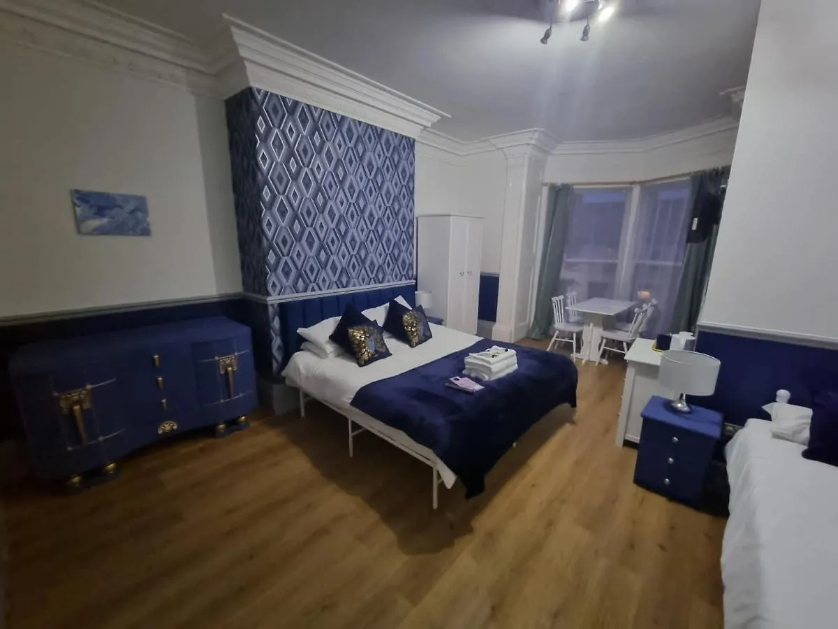 Lilyrose Hotel Whitby