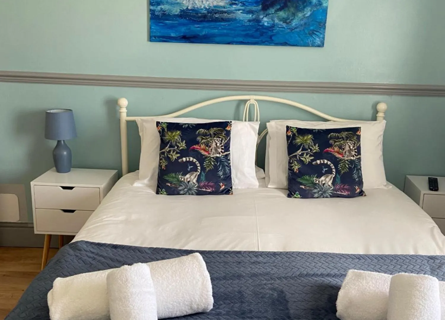 Lilyrose Hotel 휫비